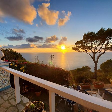 Bb La Guardiia Bed and Breakfast Anacapri  Eksteriør billede