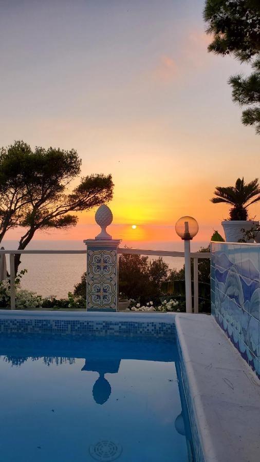 Bb La Guardiia Bed and Breakfast Anacapri  Eksteriør billede
